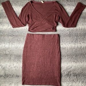 Long sleeve crop top and skirt set